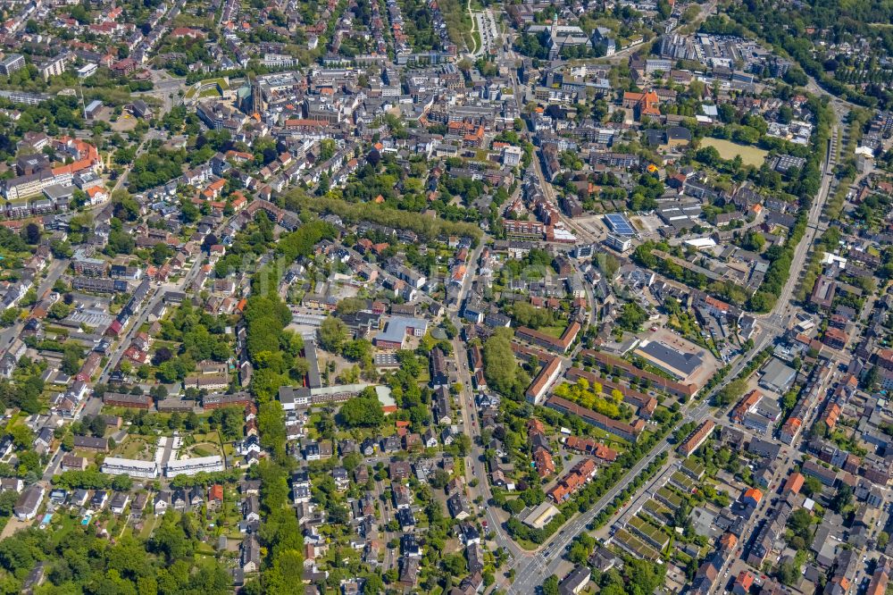 Gelsenkirchen aus der Vogelperspektive: Stadtzentrum im Innenstadtbereich in Gelsenkirchen im Bundesland Nordrhein-Westfalen, Deutschland