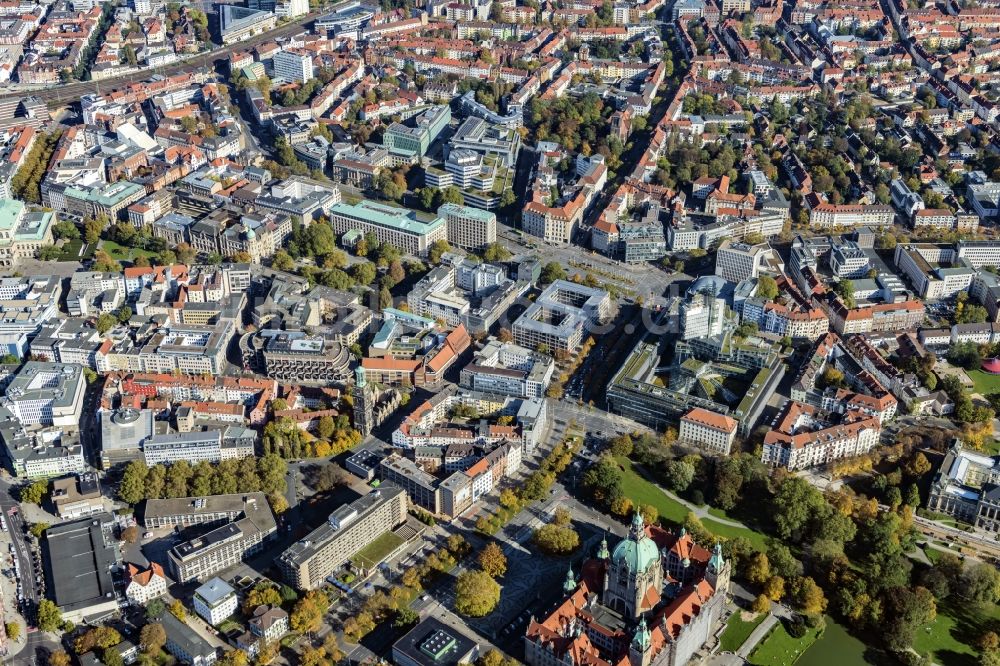 Luftaufnahme Hannover - Stadtzentrum im Innenstadtbereich in Hannover im Bundesland Niedersachsen, Deutschland