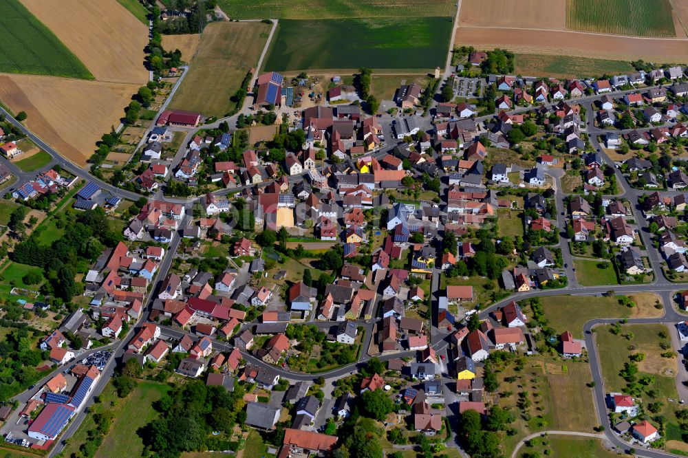 Hausen aus der Vogelperspektive: Stadtzentrum im Innenstadtbereich in Hausen im Bundesland Bayern, Deutschland