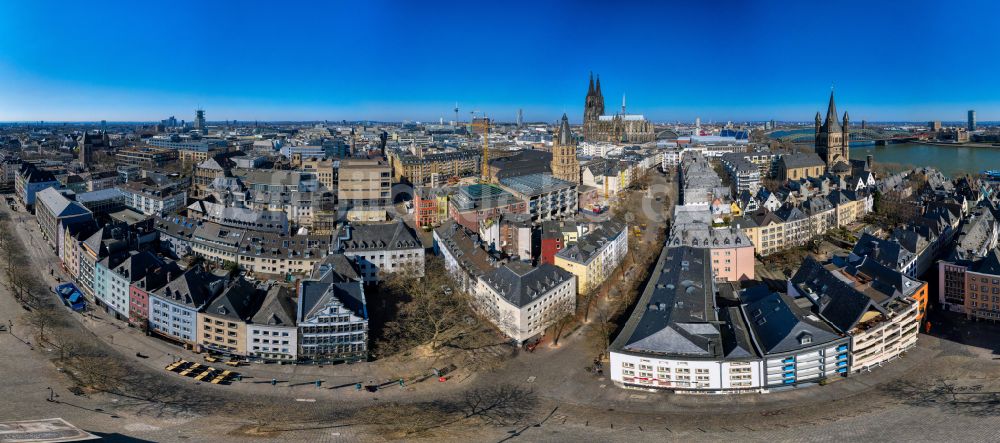 Luftaufnahme Köln - Stadtzentrum im Innenstadtbereich am Heumarkt in Köln im Bundesland Nordrhein-Westfalen, Deutschland