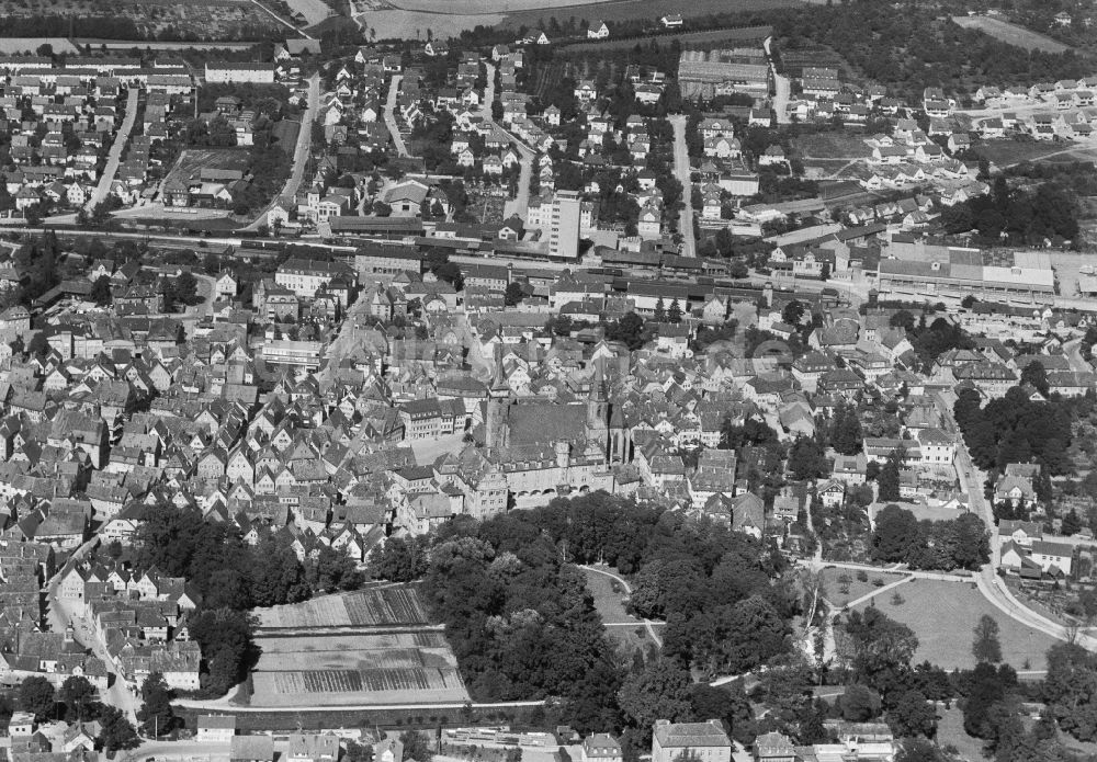 Öhringen von oben - Stadtzentrum im Innenstadtbereich in Öhringen im Bundesland Baden-Württemberg, Deutschland