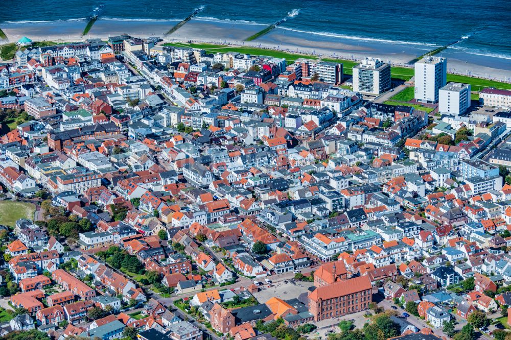 Luftbild Norderney - Stadtzentrum im Innenstadtbereich auf der Insel Norderney im Bundesland Niedersachsen, Deutschland