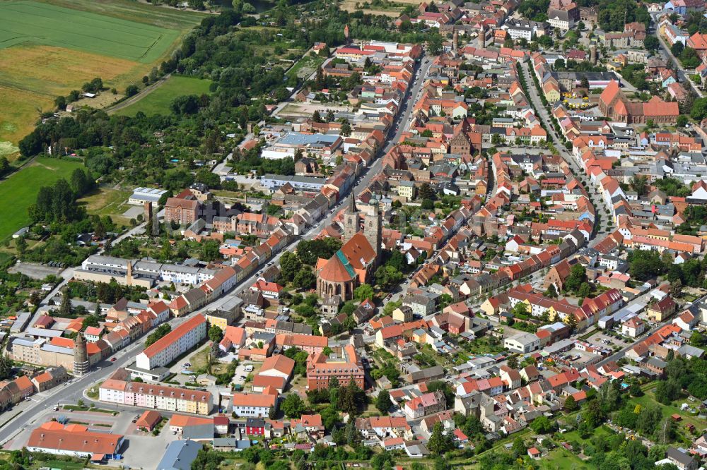 Jüterbog aus der Vogelperspektive: Stadtzentrum im Innenstadtbereich in Jüterbog im Bundesland Brandenburg, Deutschland