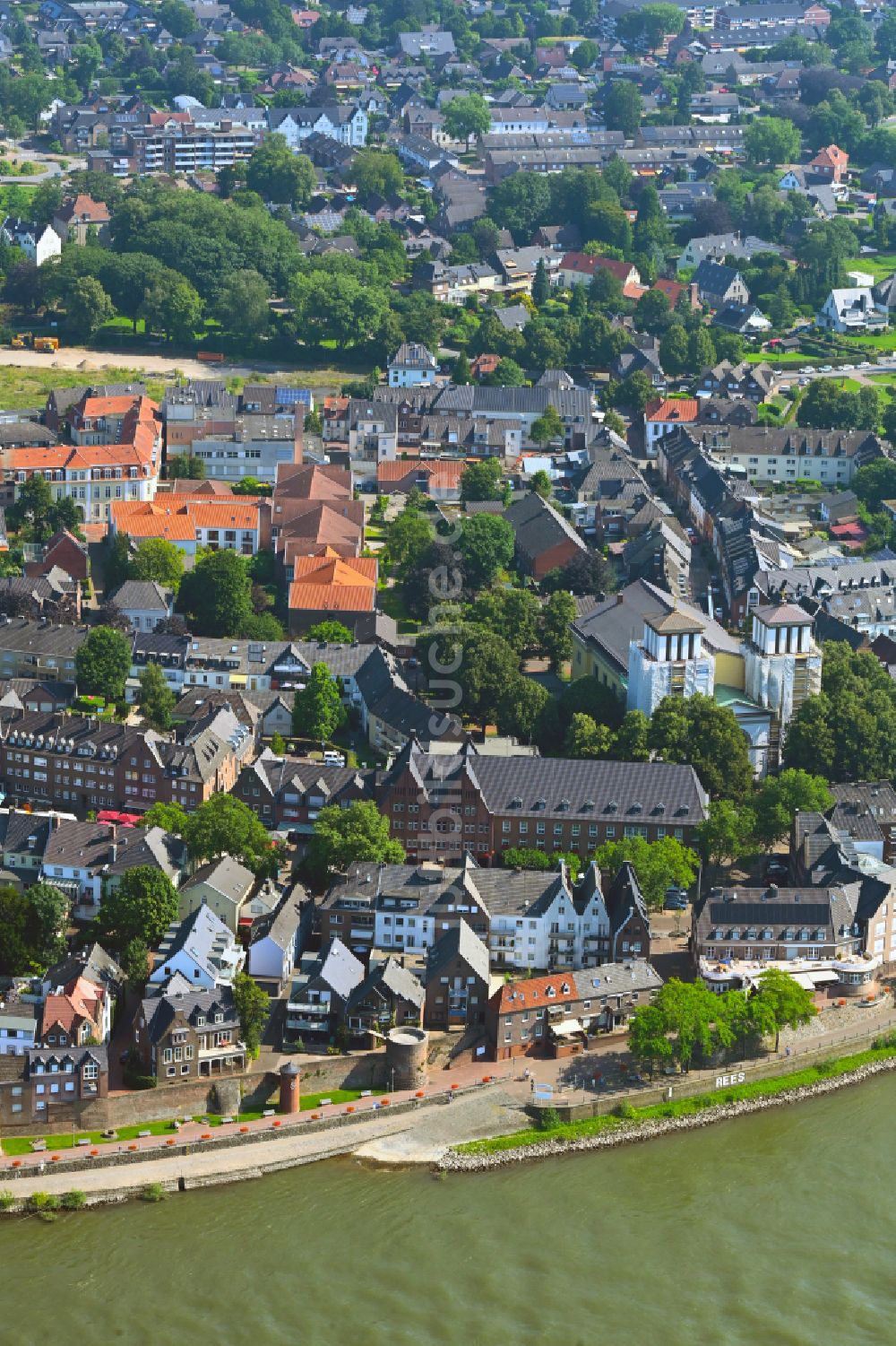 Kalkar von oben - Stadtzentrum im Innenstadtbereich in Kalkar im Bundesland Nordrhein-Westfalen, Deutschland