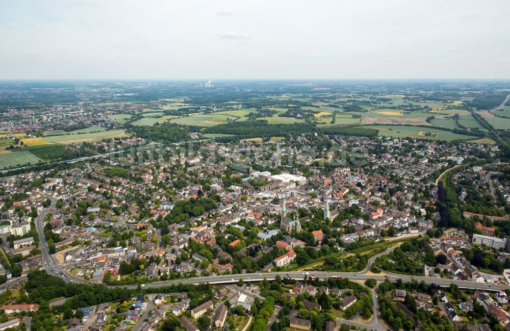 Luftaufnahme Kamen - Stadtzentrum im Innenstadtbereich in Kamen im Bundesland Nordrhein-Westfalen