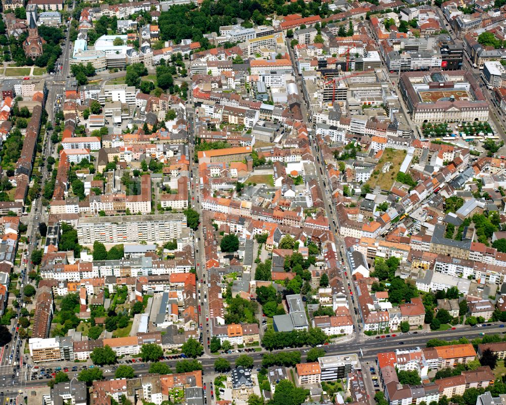 Luftbild Karlsruhe - Stadtzentrum im Innenstadtbereich in Karlsruhe im Bundesland Baden-Württemberg, Deutschland