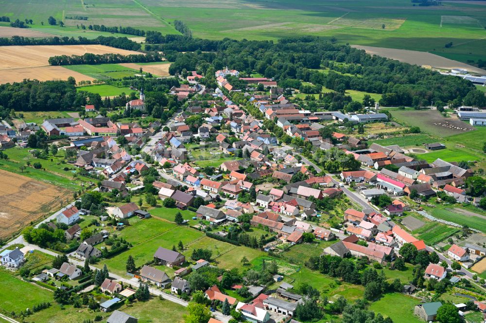 Karow von oben - Stadtzentrum im Innenstadtbereich in Karow im Bundesland Sachsen-Anhalt, Deutschland