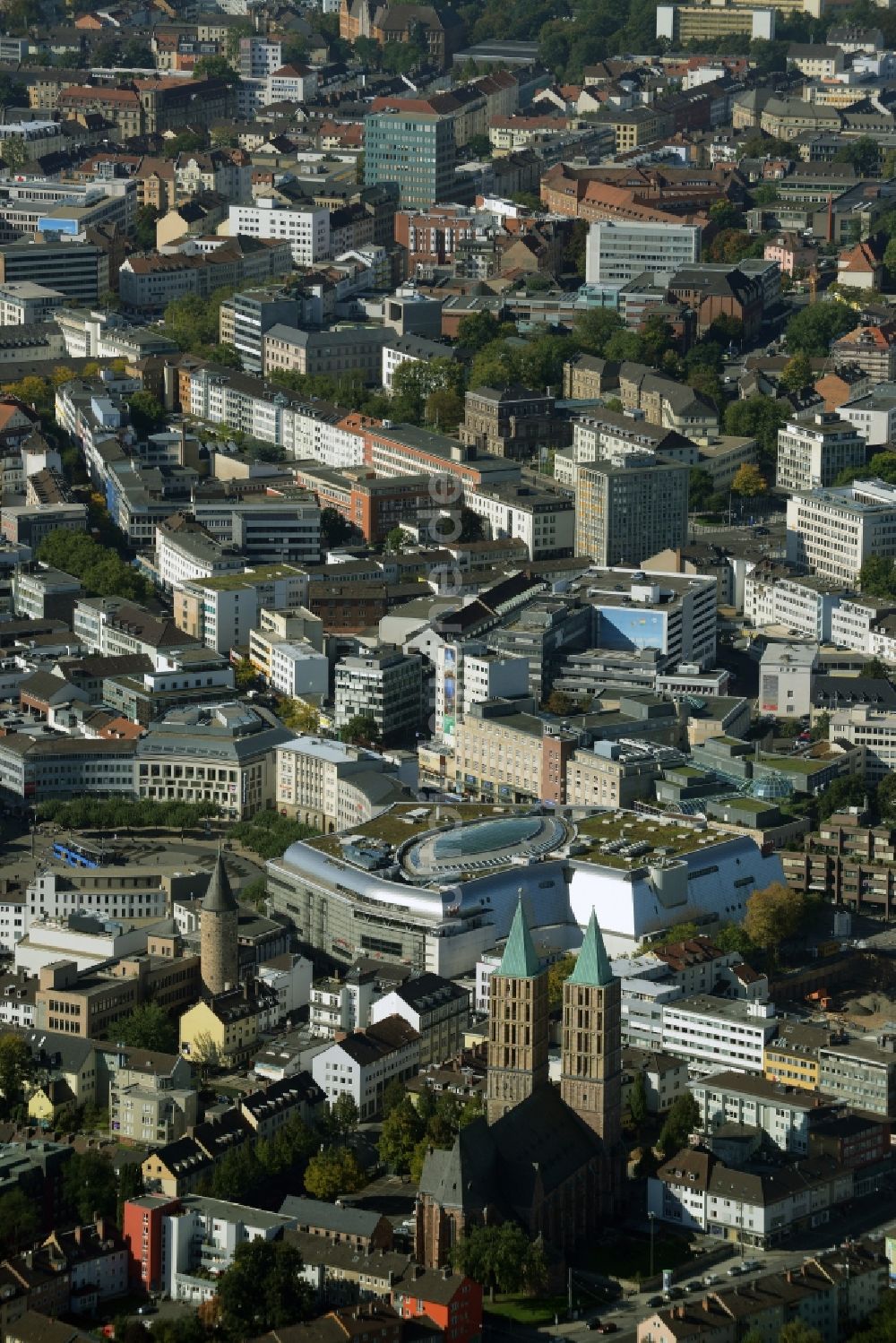 Luftaufnahme Kassel - Stadtzentrum im Innenstadtbereich in Kassel im Bundesland Hessen