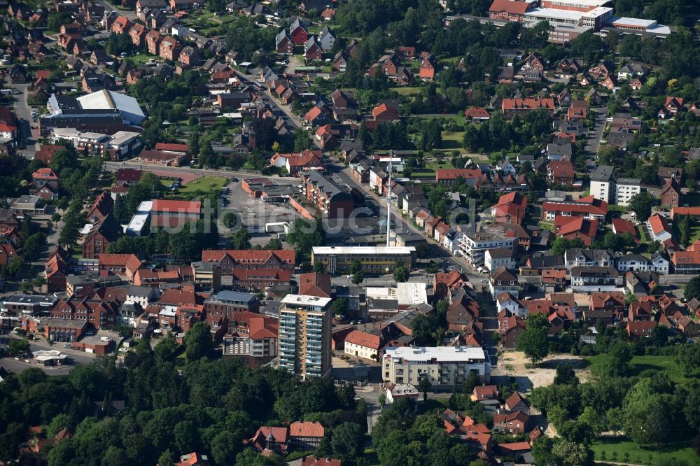 Lauenburg Elbe aus der Vogelperspektive: Stadtzentrum im Innenstadtbereich in Lauenburg Elbe im Bundesland Schleswig-Holstein