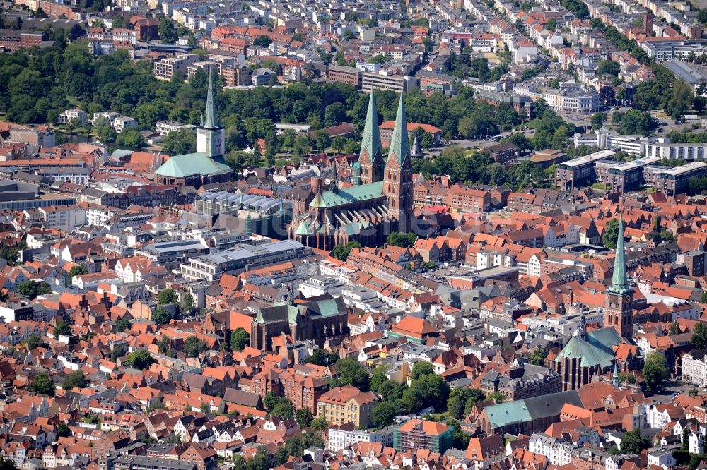 Luftbild Lübeck - Stadtzentrum im Innenstadtbereich in Lübeck im Bundesland Schleswig-Holstein