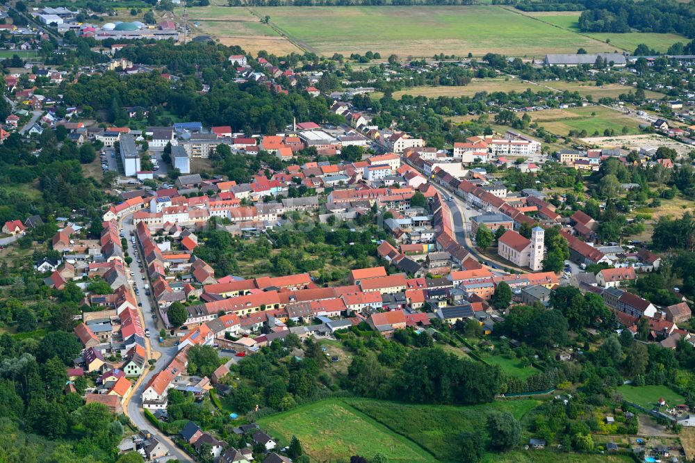 Liebenwalde aus der Vogelperspektive: Stadtzentrum im Innenstadtbereich in Liebenwalde im Bundesland Brandenburg, Deutschland