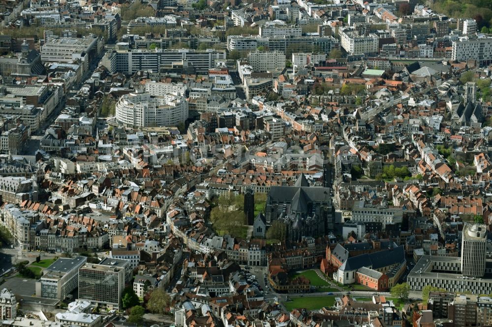 Luftaufnahme Lille - Stadtzentrum im Innenstadtbereich in Lille in Nord-Pas-de-Calais Picardie, Frankreich