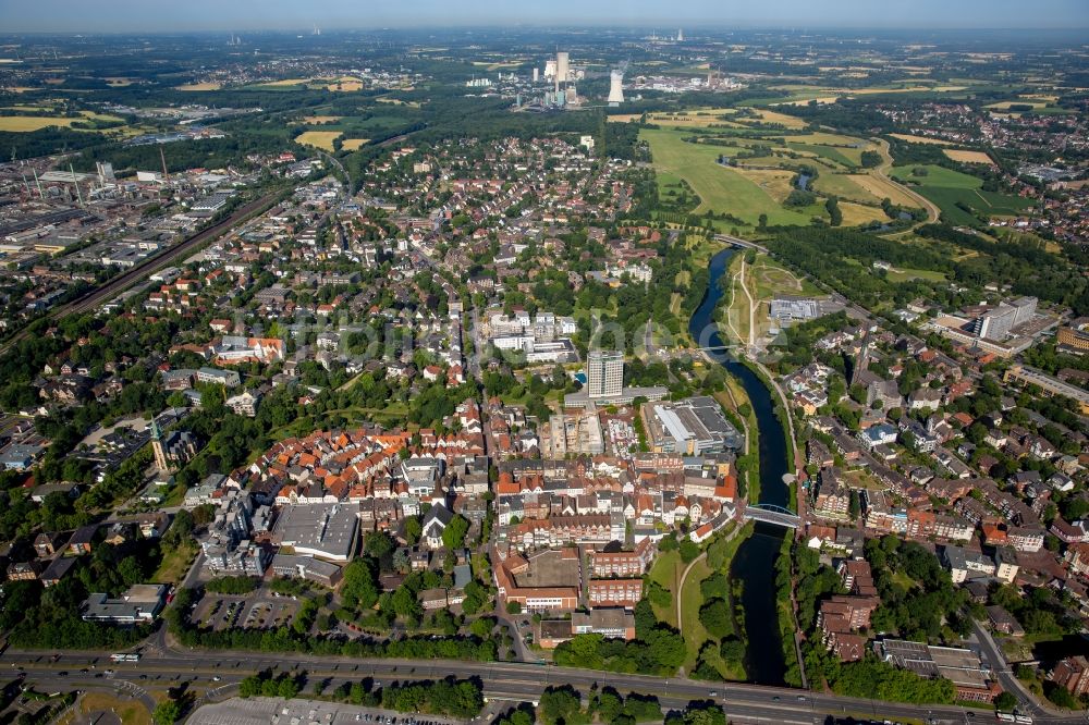 Lünen von oben - Stadtzentrum im Innenstadtbereich in Lünen im Bundesland Nordrhein-Westfalen