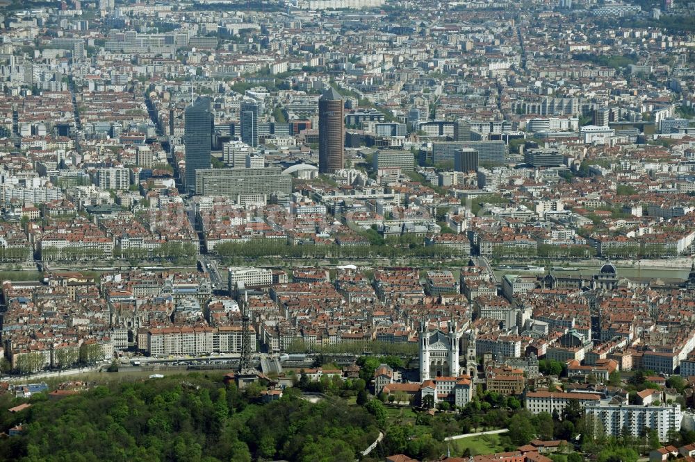 Luftbild Lyon - Stadtzentrum im Innenstadtbereich in Lyon in Auvergne Rhone-Alpes, Frankreich