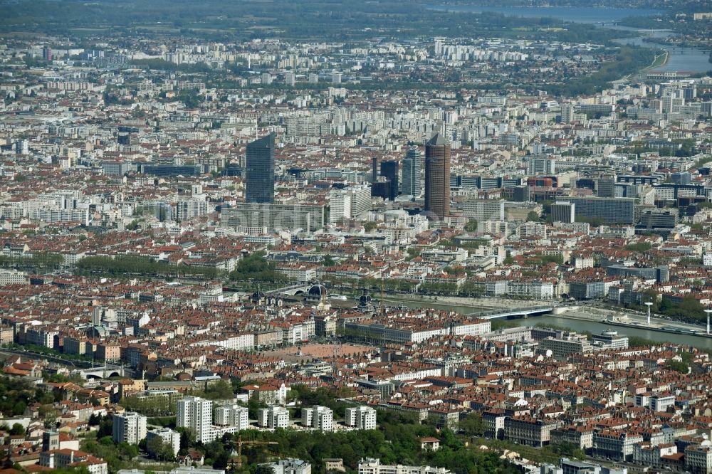 Lyon aus der Vogelperspektive: Stadtzentrum im Innenstadtbereich in Lyon in Auvergne Rhone-Alpes, Frankreich