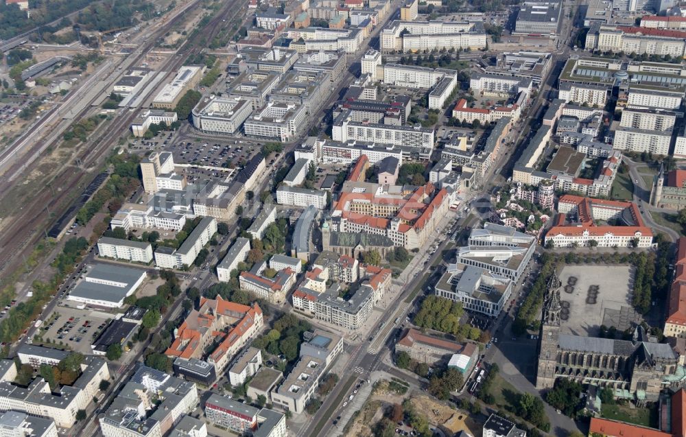 Magdeburg von oben - Stadtzentrum im Innenstadtbereich in Magdeburg im Bundesland Sachsen-Anhalt