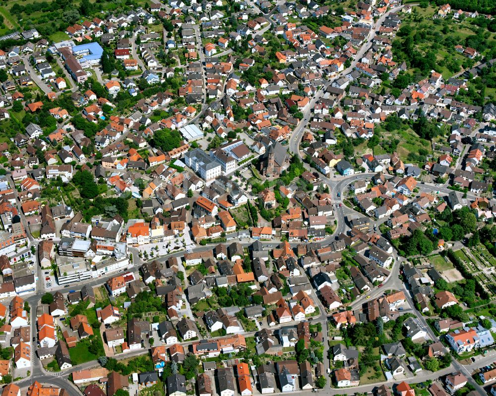 Luftbild Malsch - Stadtzentrum im Innenstadtbereich in Malsch im Bundesland Baden-Württemberg, Deutschland