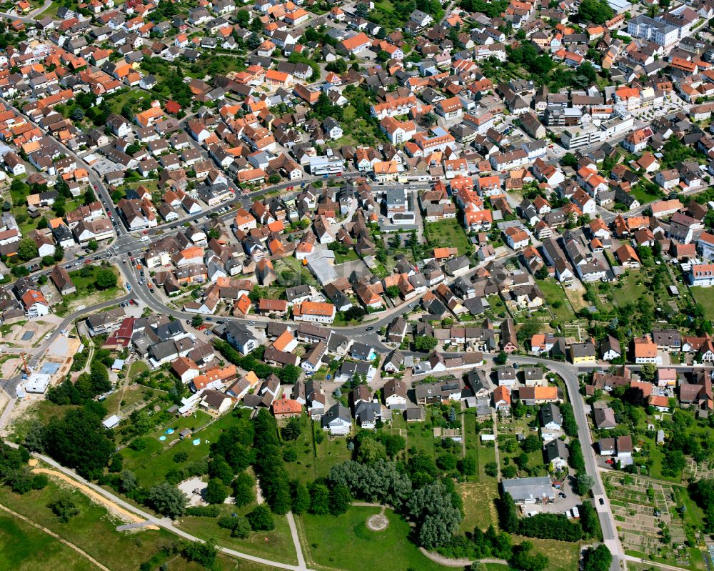 Luftaufnahme Malsch - Stadtzentrum im Innenstadtbereich in Malsch im Bundesland Baden-Württemberg, Deutschland