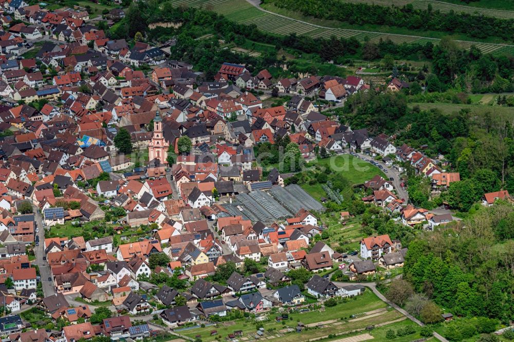 Luftaufnahme Merdingen - Stadtzentrum im Innenstadtbereich in Merdingen im Bundesland Baden-Württemberg, Deutschland