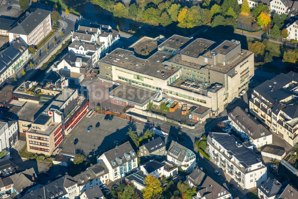 Meschede aus der Vogelperspektive: Stadtzentrum im Innenstadtbereich in Meschede im Bundesland Nordrhein-Westfalen