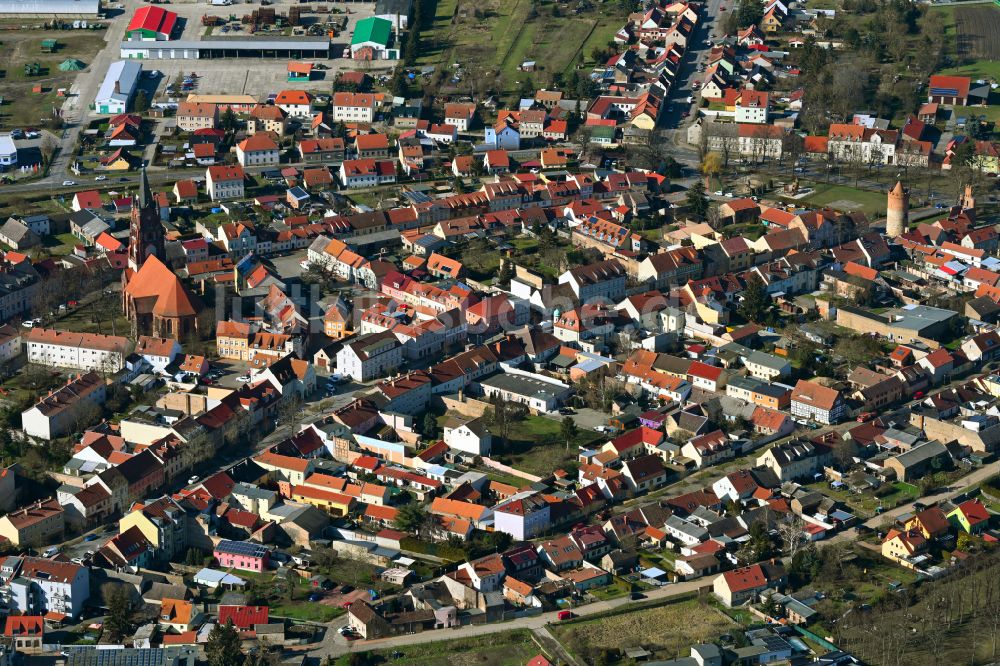 Mittenwalde aus der Vogelperspektive: Stadtzentrum im Innenstadtbereich in Mittenwalde im Bundesland Brandenburg, Deutschland