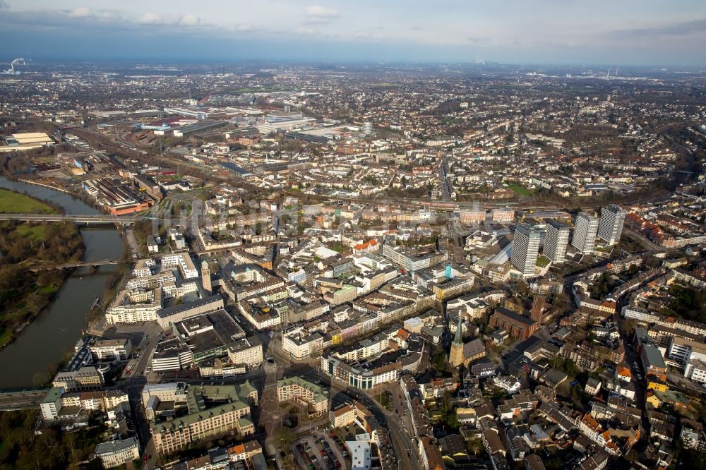 Luftbild Mülheim an der Ruhr - Stadtzentrum im Innenstadtbereich in Mülheim an der Ruhr im Bundesland Nordrhein-Westfalen