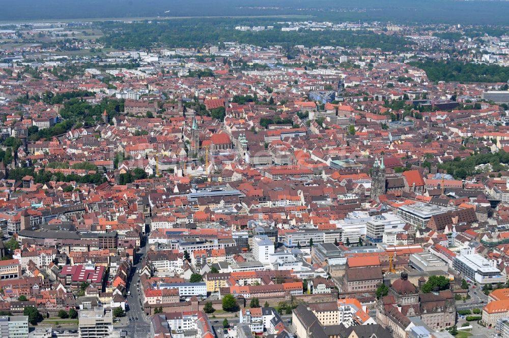 Luftbild Nürnberg - Stadtzentrum im Innenstadtbereich in Nürnberg im Bundesland Bayern, Deutschland