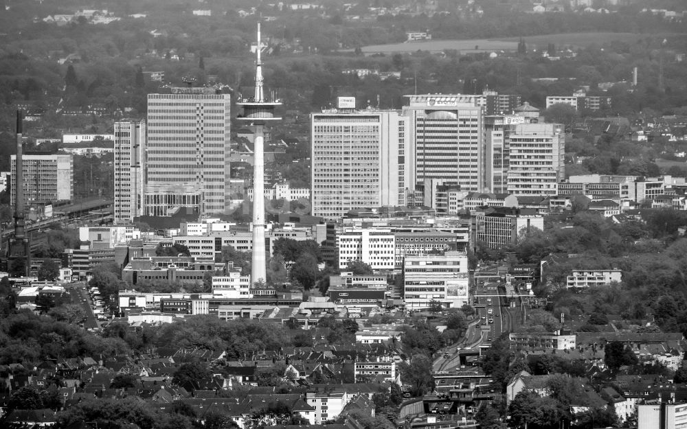 Luftbild Essen - Stadtzentrum im Innenstadtbereich im Ortsteil Holsterhausen in Essen im Bundesland Nordrhein-Westfalen, Deutschland