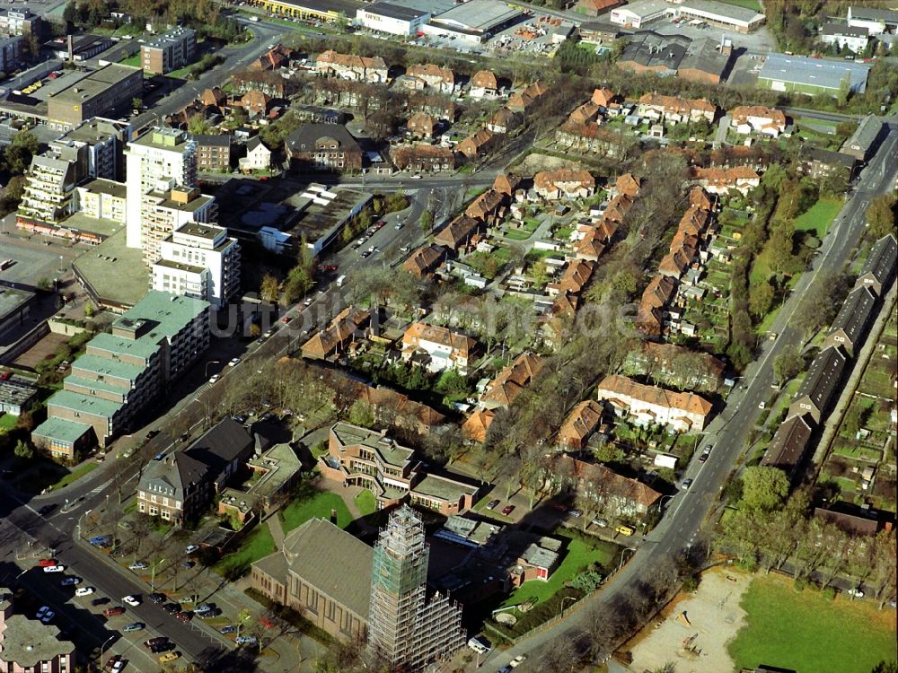 Luftbild Kamp-Lintfort - Stadtzentrum im Innenstadtbereich im Ortsteil Niersenbruch in Kamp-Lintfort im Bundesland Nordrhein-Westfalen