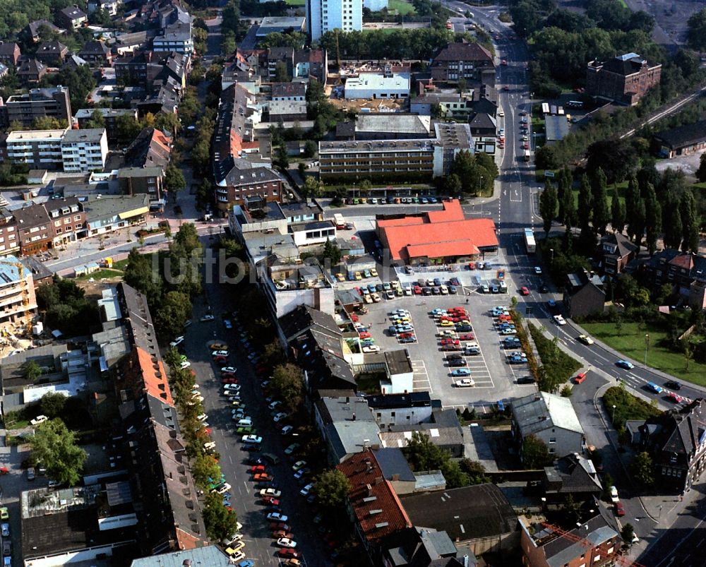 Kamp-Lintfort von oben - Stadtzentrum im Innenstadtbereich im Ortsteil Niersenbruch in Kamp-Lintfort im Bundesland Nordrhein-Westfalen