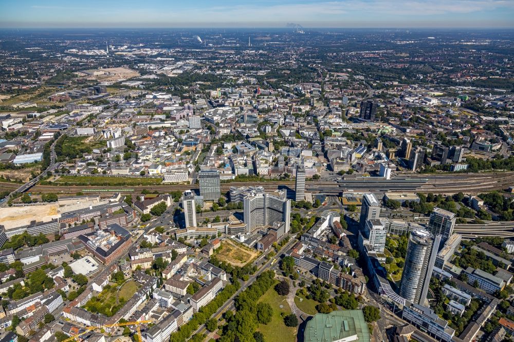 Essen aus der Vogelperspektive: Stadtzentrum im Innenstadtbereich im Ortsteil Stadtkern in Essen im Bundesland Nordrhein-Westfalen, Deutschland