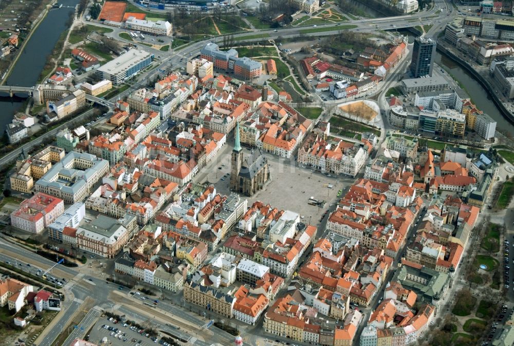 Luftbild Pilsen Plzen - Stadtzentrum im Innenstadtbereich in Pilsen - Plzen in Tschechische Republik