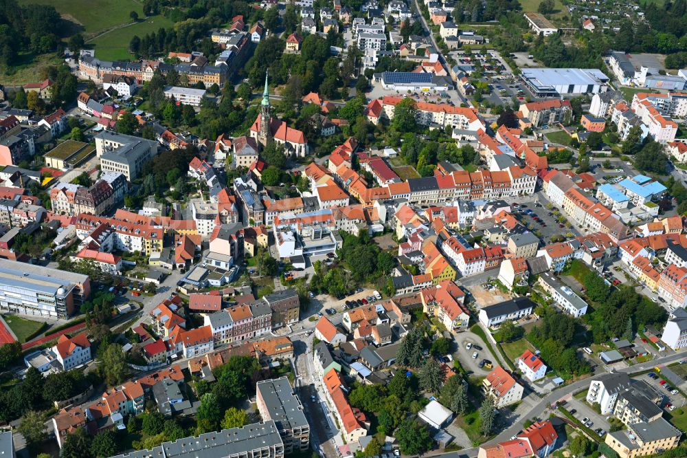 Radeberg von oben - Stadtzentrum im Innenstadtbereich in Radeberg im Bundesland Sachsen, Deutschland