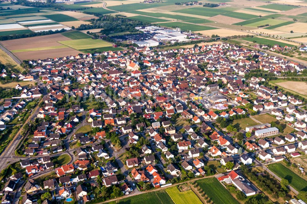 Ringsheim von oben - Stadtzentrum im Innenstadtbereich in Ringsheim im Bundesland Baden-Württemberg, Deutschland