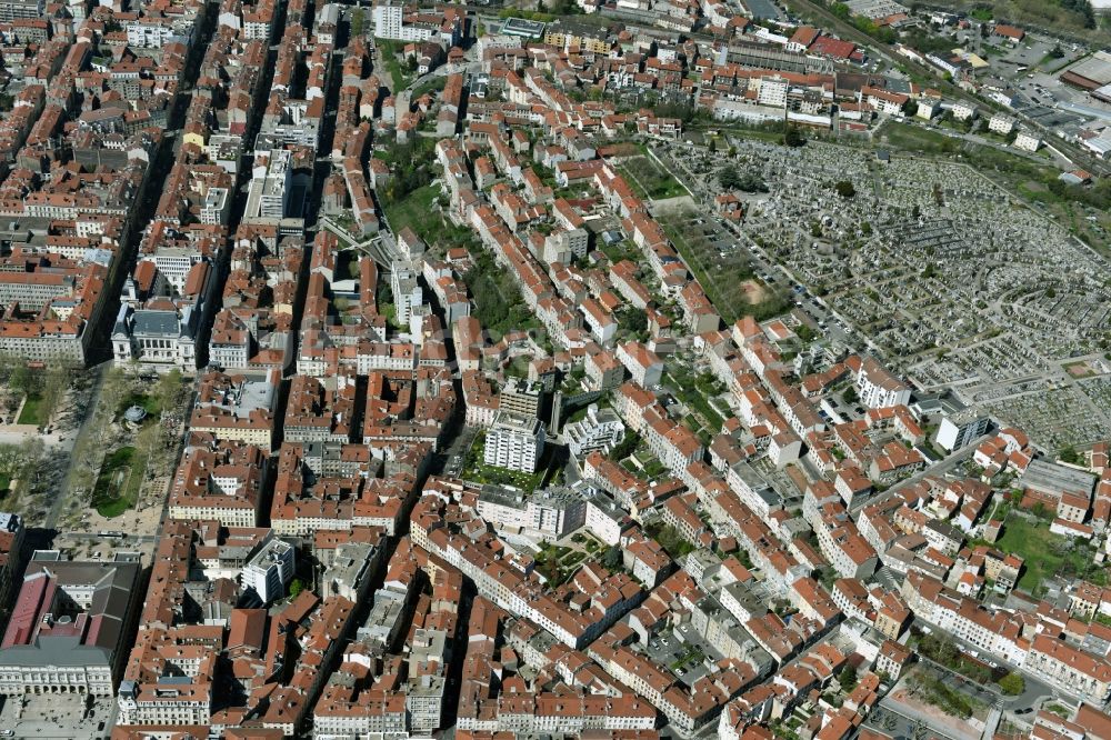 Saint-Etienne aus der Vogelperspektive: Stadtzentrum im Innenstadtbereich in Saint-Etienne in Auvergne Rhone-Alpes, Frankreich