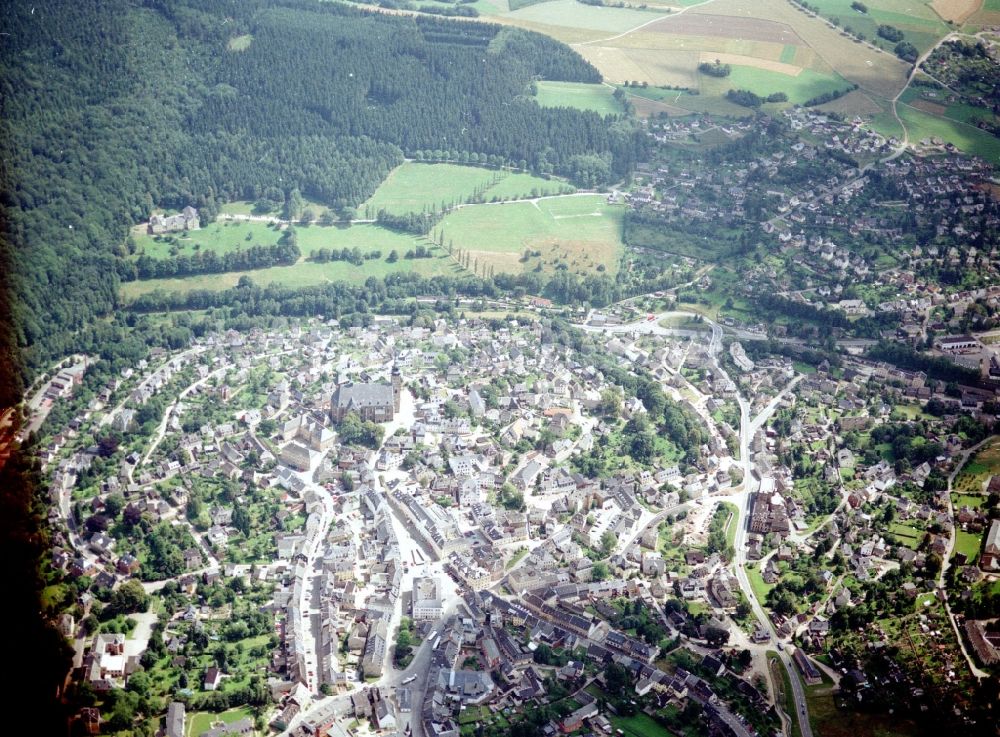 Schneeberg von oben - Stadtzentrum im Innenstadtbereich in Schneeberg im Bundesland Sachsen, Deutschland