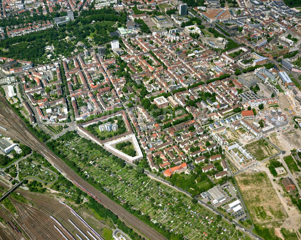 Südstadt aus der Vogelperspektive: Stadtzentrum im Innenstadtbereich in Südstadt im Bundesland Baden-Württemberg, Deutschland