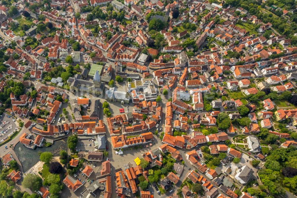 Luftaufnahme Soest - Stadtzentrum im Innenstadtbereich in Soest im Bundesland Nordrhein-Westfalen, Deutschland