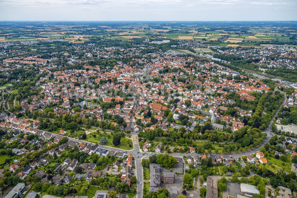 Luftaufnahme Soest - Stadtzentrum im Innenstadtbereich in Soest im Bundesland Nordrhein-Westfalen, Deutschland