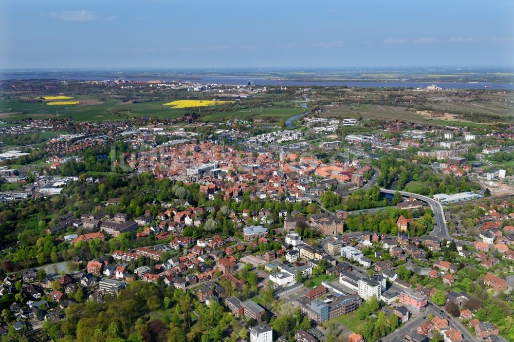 Luftbild Stade - Stadtzentrum im Innenstadtbereich in Stade im Bundesland Niedersachsen