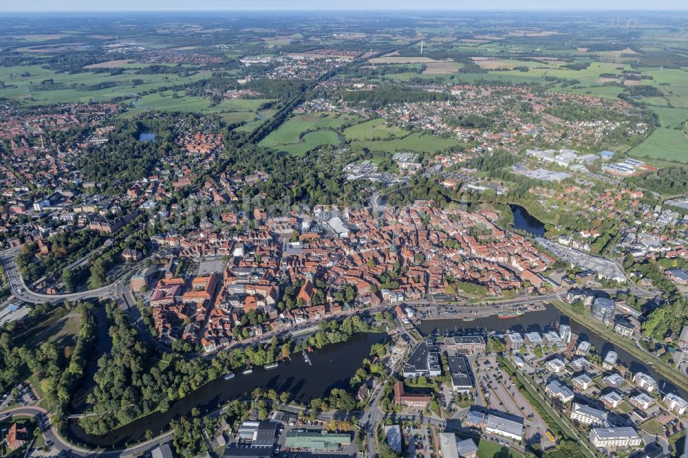 Stade von oben - Stadtzentrum im Innenstadtbereich in Stade im Bundesland Niedersachsen