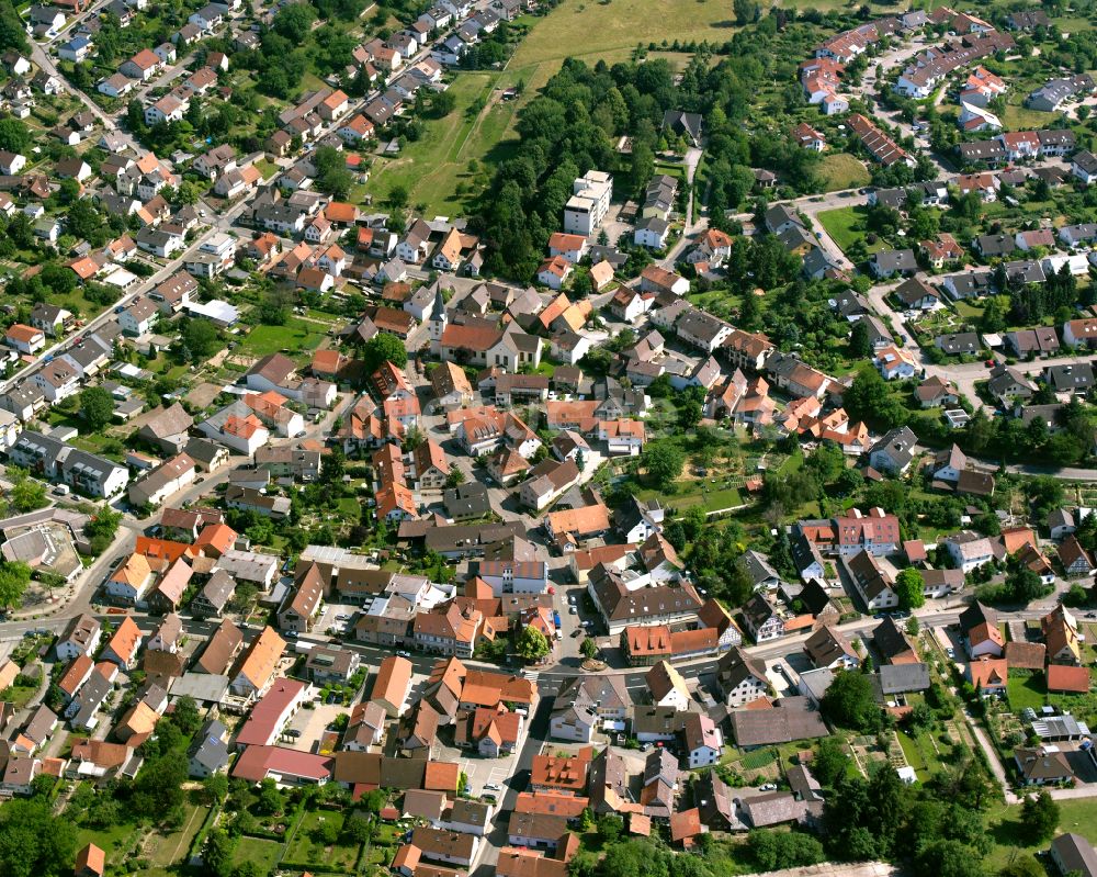 Luftbild Stupferich - Stadtzentrum im Innenstadtbereich in Stupferich im Bundesland Baden-Württemberg, Deutschland