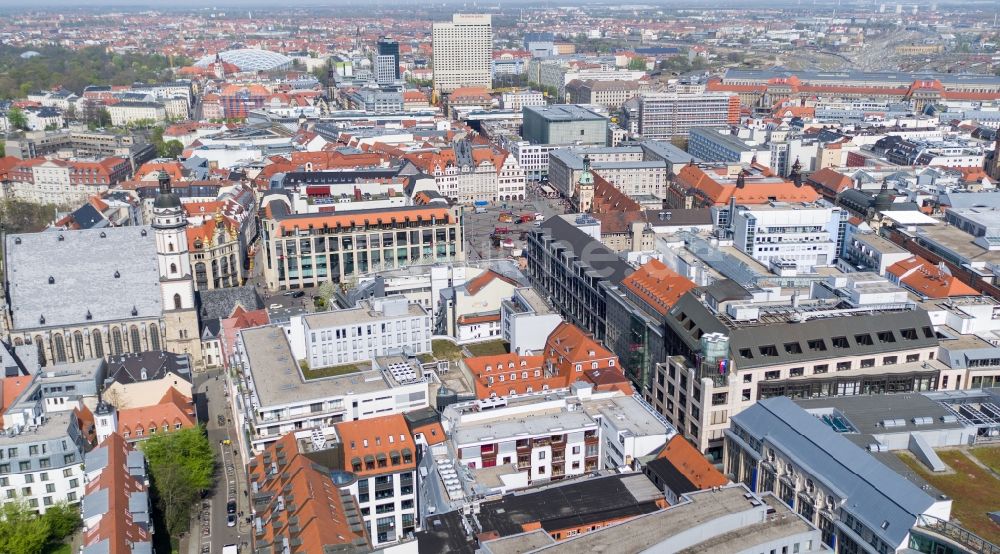 Luftbild Leipzig - Stadtzentrum im Innenstadtbereich Thomasgasse - Petersstraße im Ortsteil Zentrum in Leipzig im Bundesland Sachsen, Deutschland