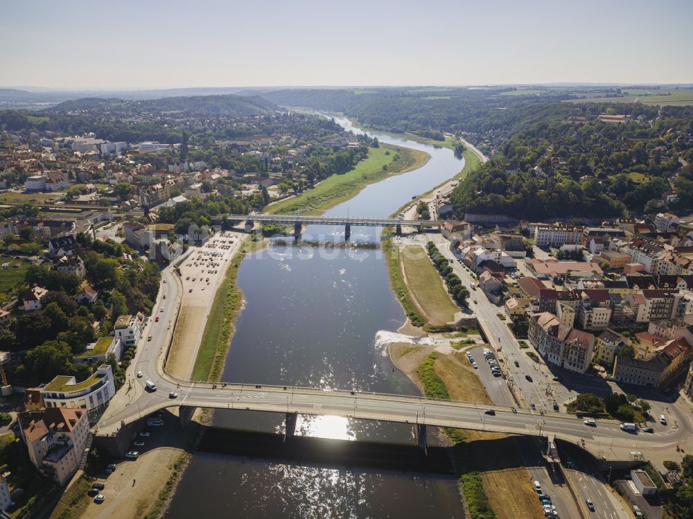 Luftbild Meißen - Stadtzentrum im Innenstadtbereich am Ufer des Flußverlaufes der Elbe in Meißen im Bundesland Sachsen