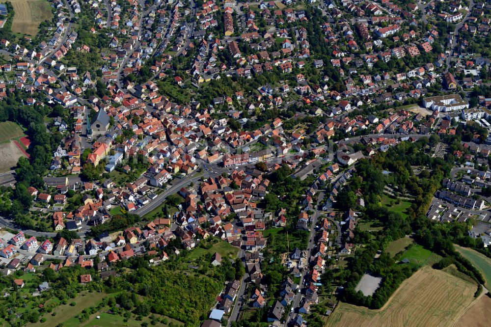 Versbach aus der Vogelperspektive: Stadtzentrum im Innenstadtbereich in Versbach im Bundesland Bayern, Deutschland