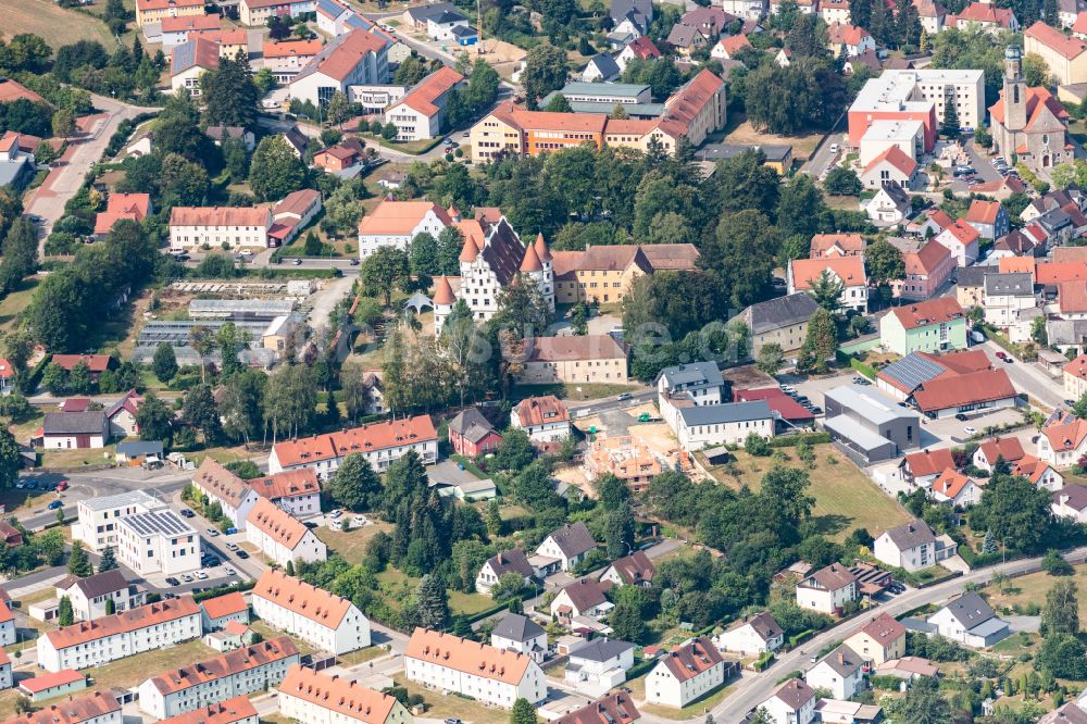 Luftaufnahme Vohenstrauß - Stadtzentrum im Innenstadtbereich in Vohenstrauß im Bundesland Bayern, Deutschland