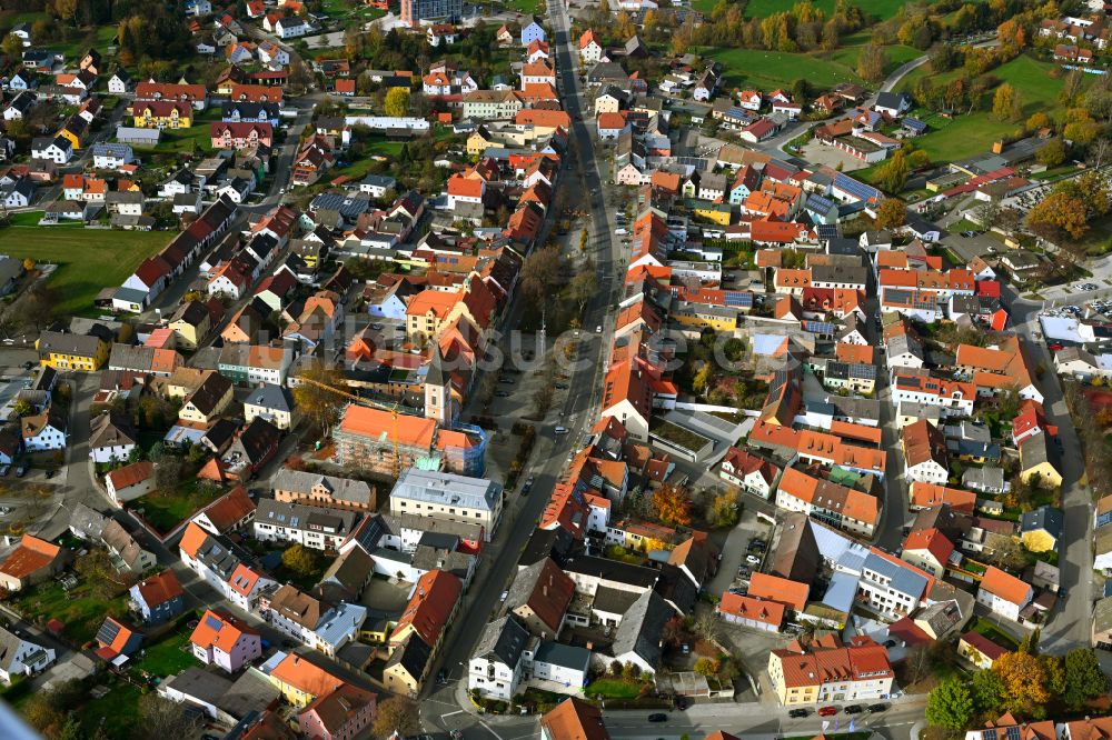 Luftaufnahme Vohenstrauß - Stadtzentrum im Innenstadtbereich in Vohenstrauß im Bundesland Bayern, Deutschland