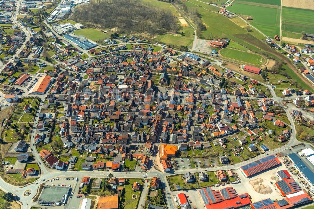 Volkmarsen von oben - Stadtzentrum im Innenstadtbereich in Volkmarsen im Bundesland Hessen, Deutschland