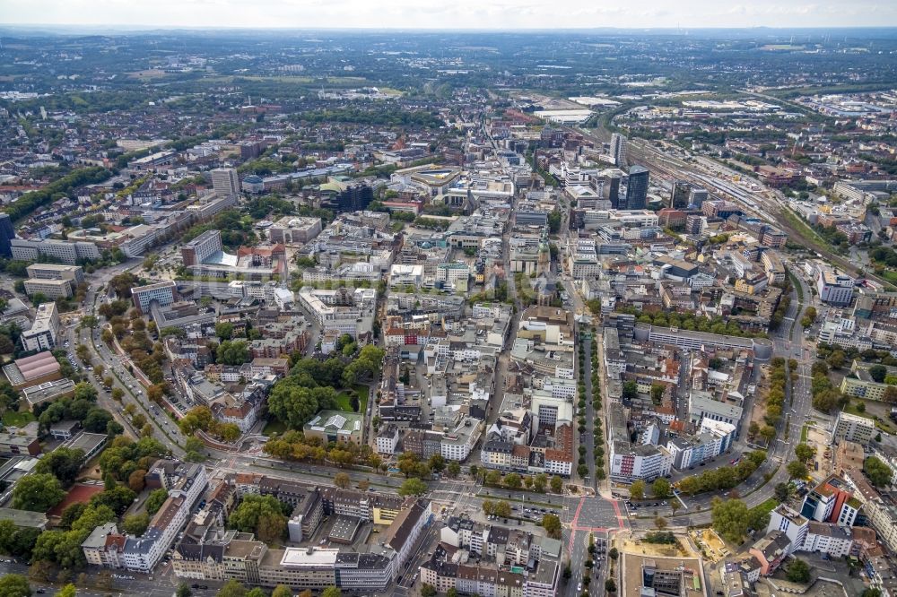 Dortmund aus der Vogelperspektive: Stadtzentrum im Innenstadtbereich am Wallring in Dortmund im Bundesland Nordrhein-Westfalen, Deutschland