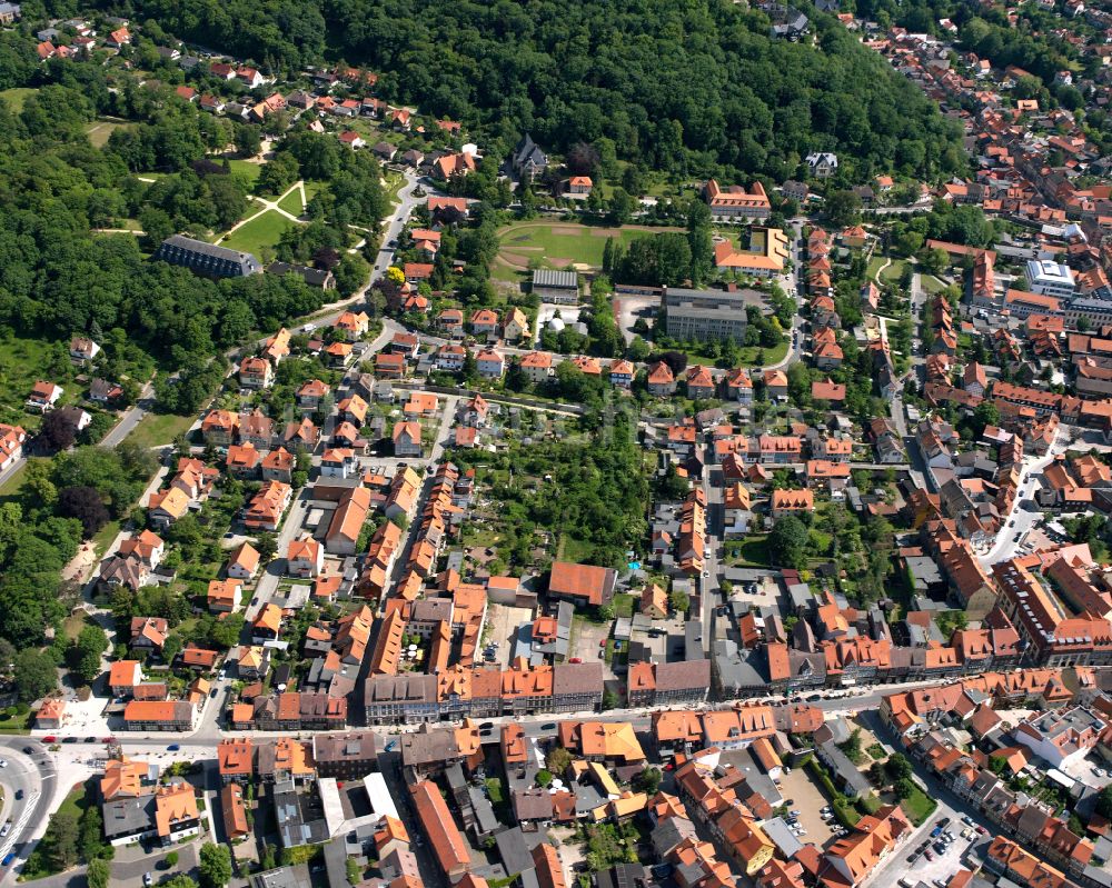 Luftbild Wernigerode - Stadtzentrum im Innenstadtbereich in Wernigerode im Bundesland Sachsen-Anhalt, Deutschland